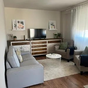 Ema House 1 Apartamento